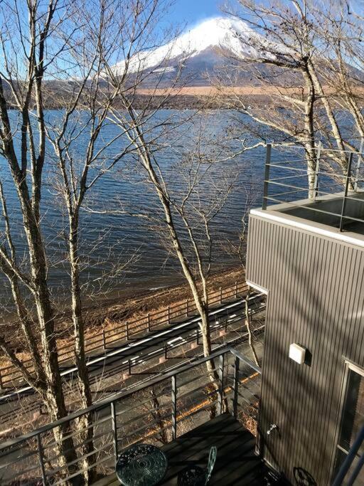 הוילה יאמאנאקאקו Away From Noise,View Fuji Mt In The Designer House מראה חיצוני תמונה