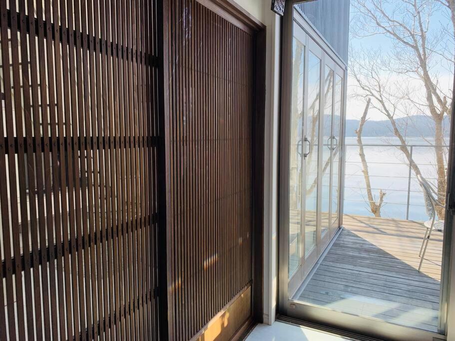 הוילה יאמאנאקאקו Away From Noise,View Fuji Mt In The Designer House מראה חיצוני תמונה